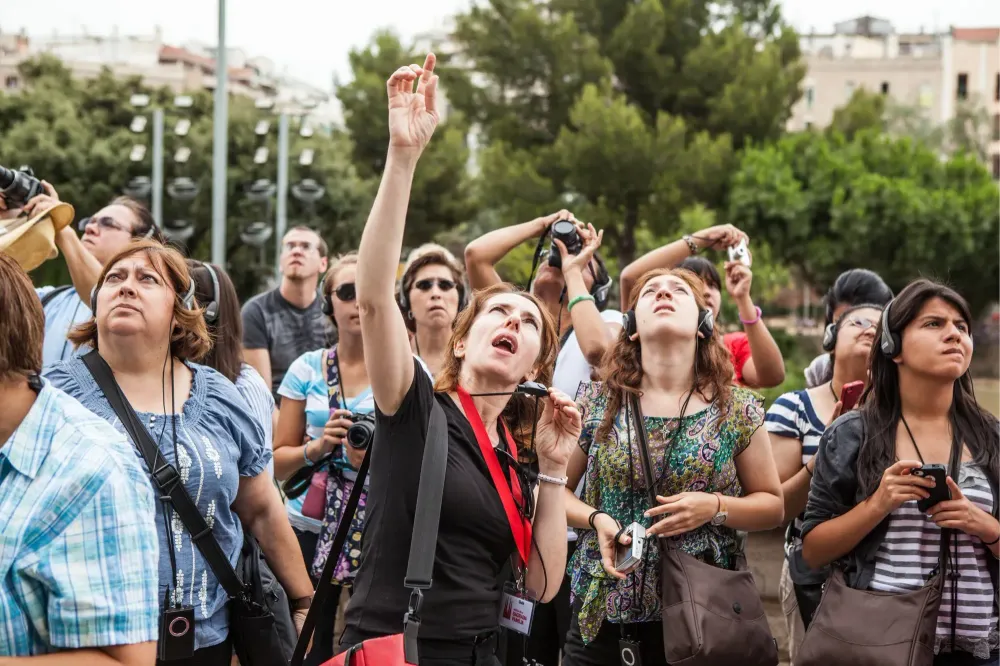 20 Questions to Ask Before Booking a Tour